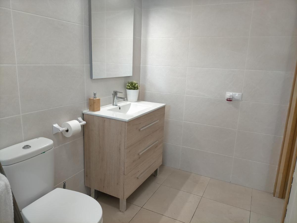 Apartamento Loft, Jardin Y Piscina Privada Romanya de la Selva Bagian luar foto